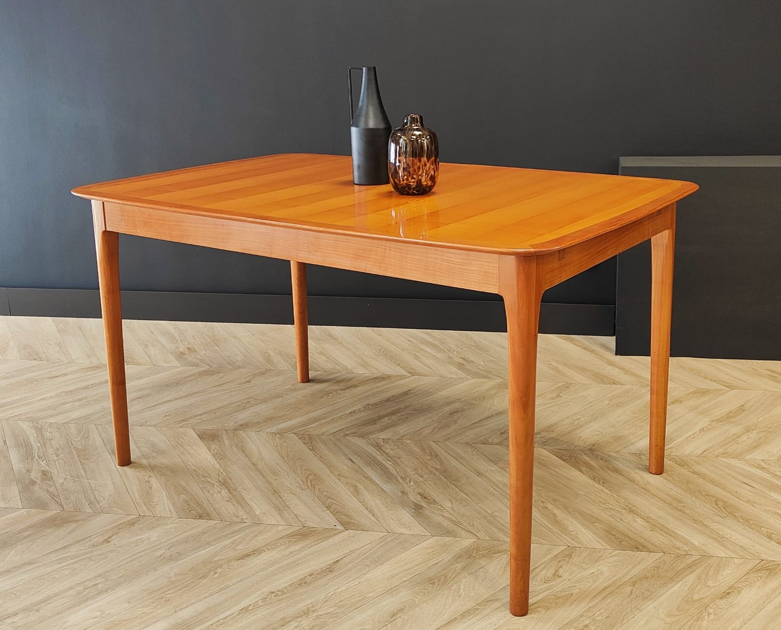 Mid century extendable dining table vintage