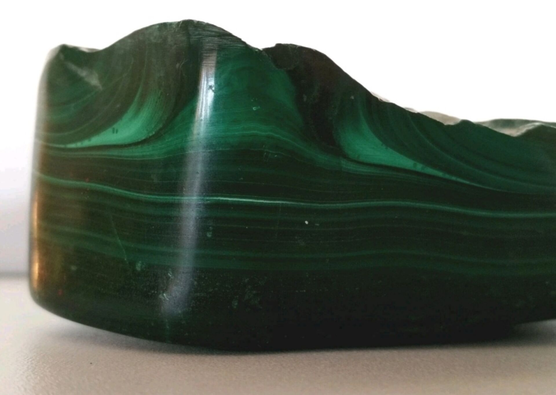 Vide-poche en malachite naturelle du Congo