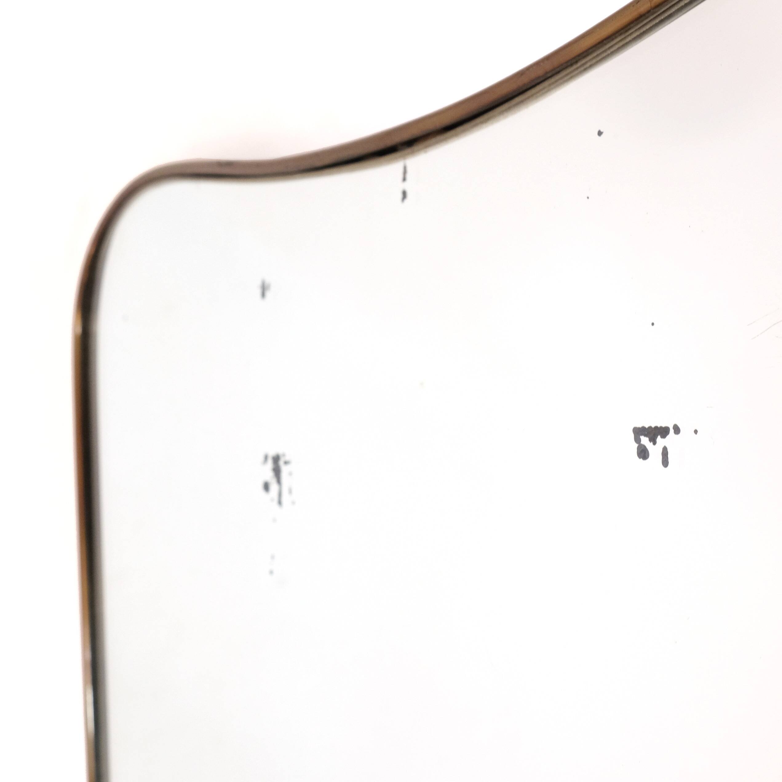 Large Italian mirror from the 50s, 71x57 cm.