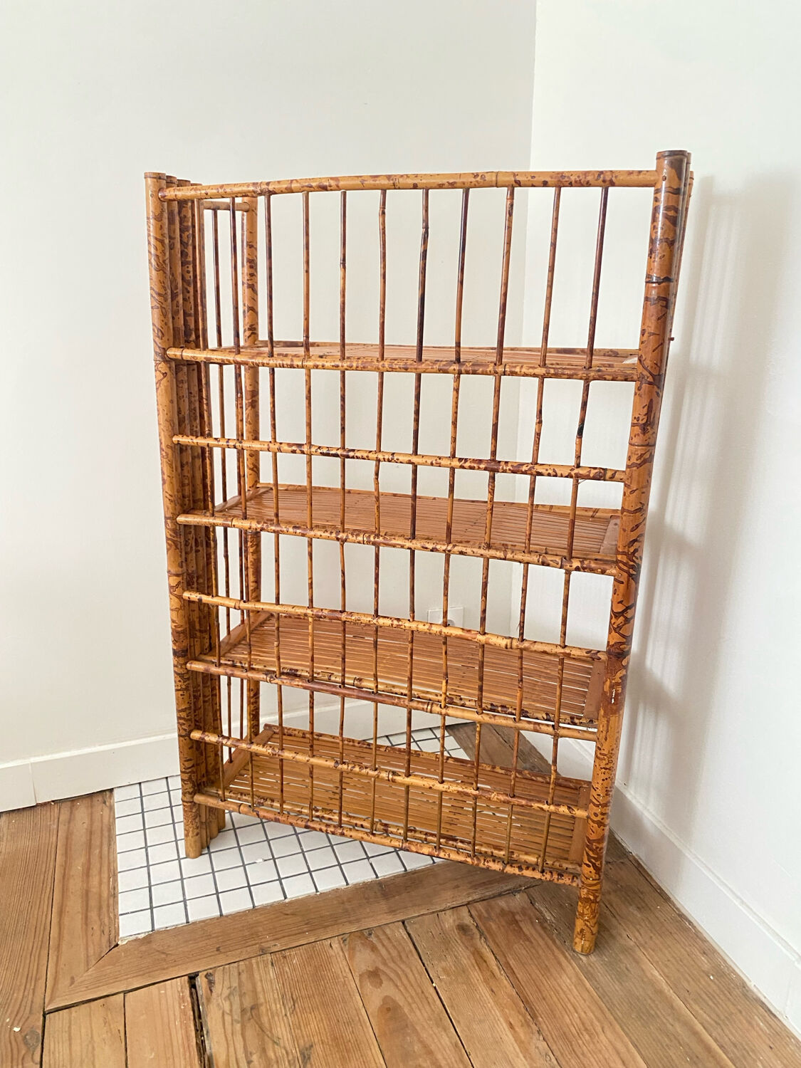 70's foldable bamboo shelf