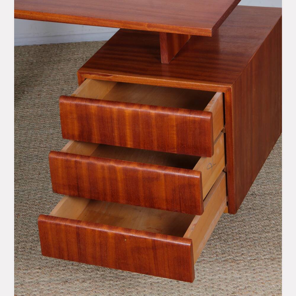 Bureau vintage par Bohumil Landsman, 1970