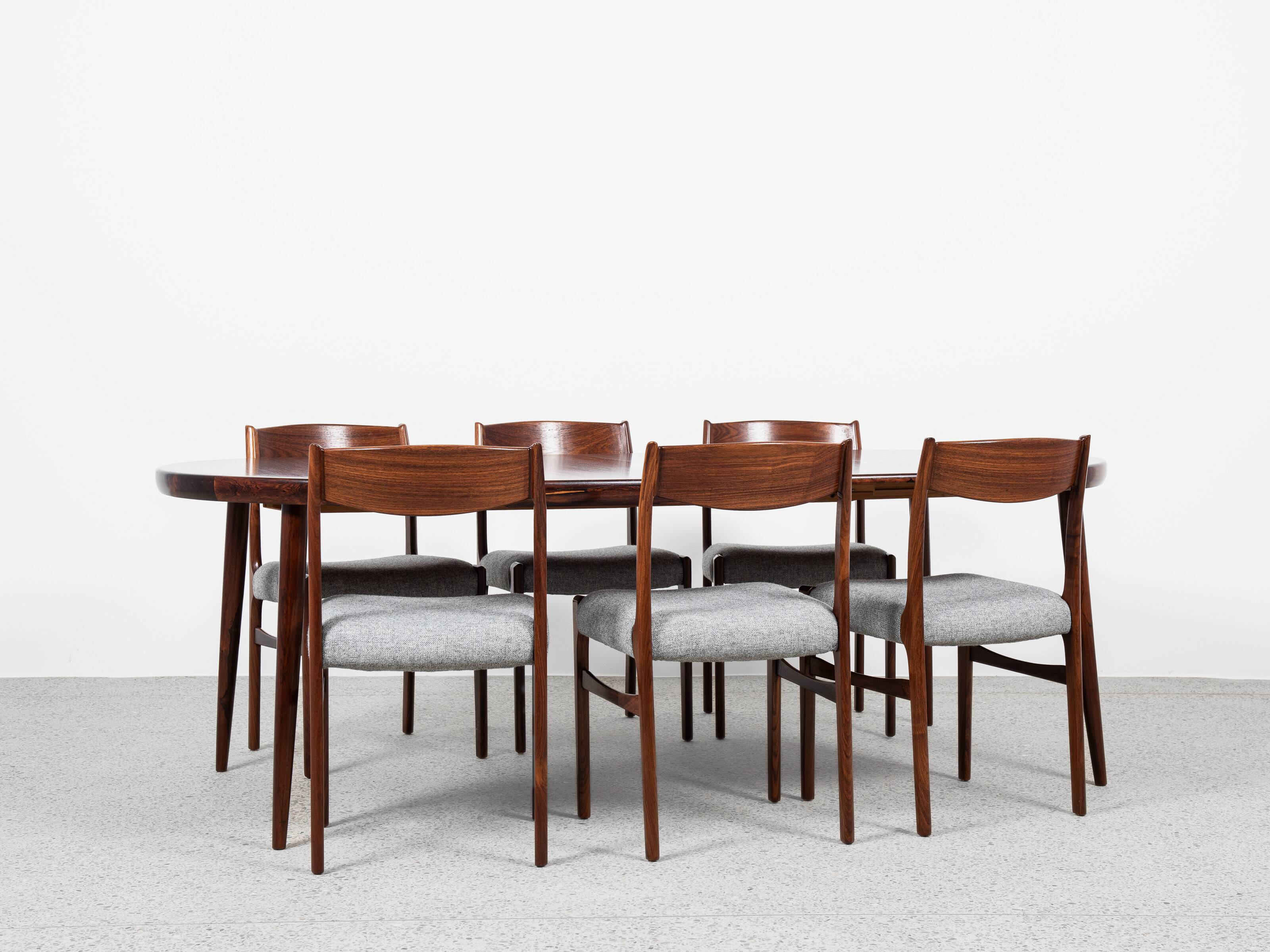 Midcentury Danish extendable round dining table in rosewood by VV Møbler 1960s