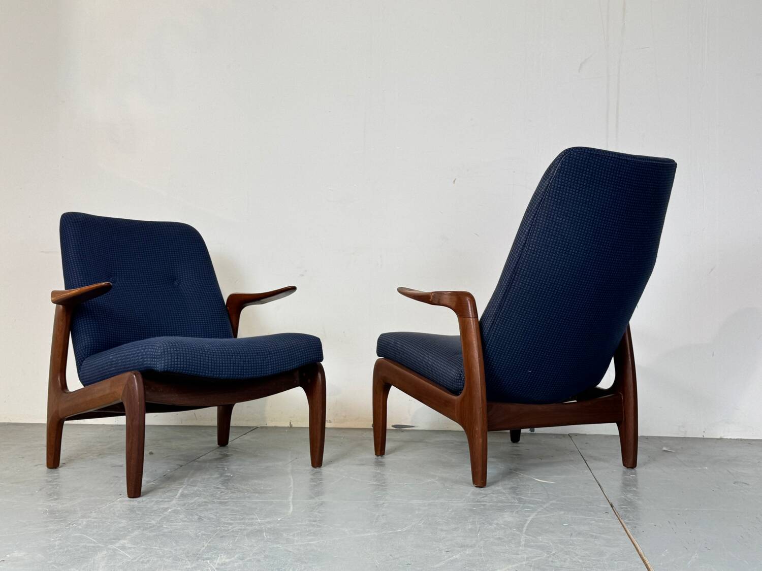 Fauteuils lounge danois en teck, style moderniste du milieu du XXe siècle, années 1960, lot de 2