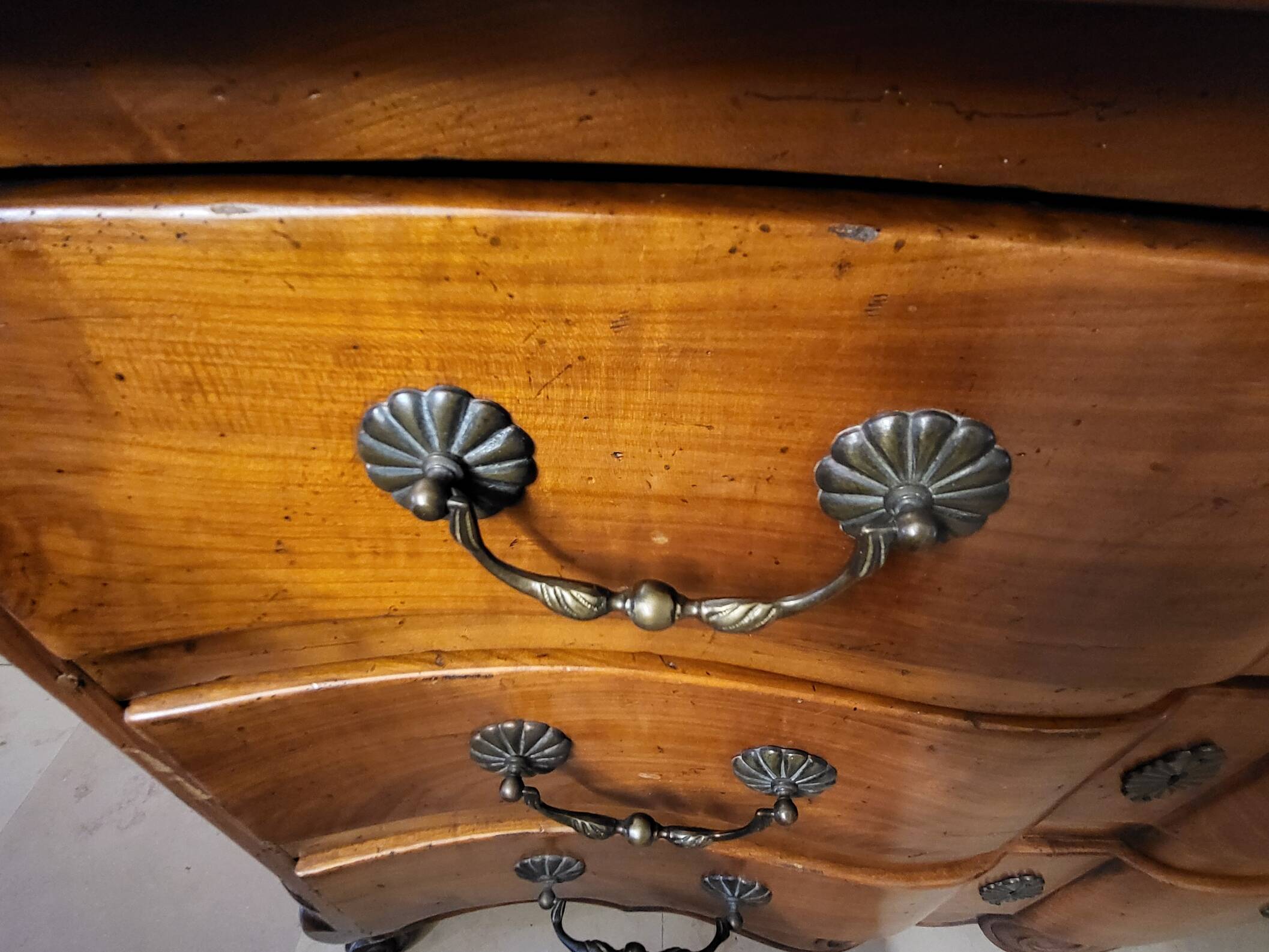 Louis XV style crossbow commode in solid walnut