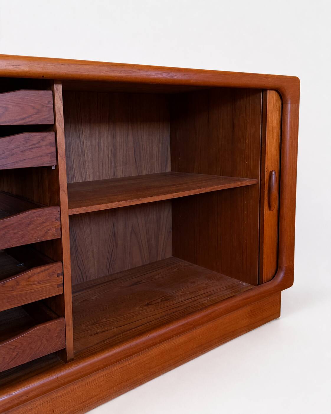 Sideboard  Dyrlund Denmark