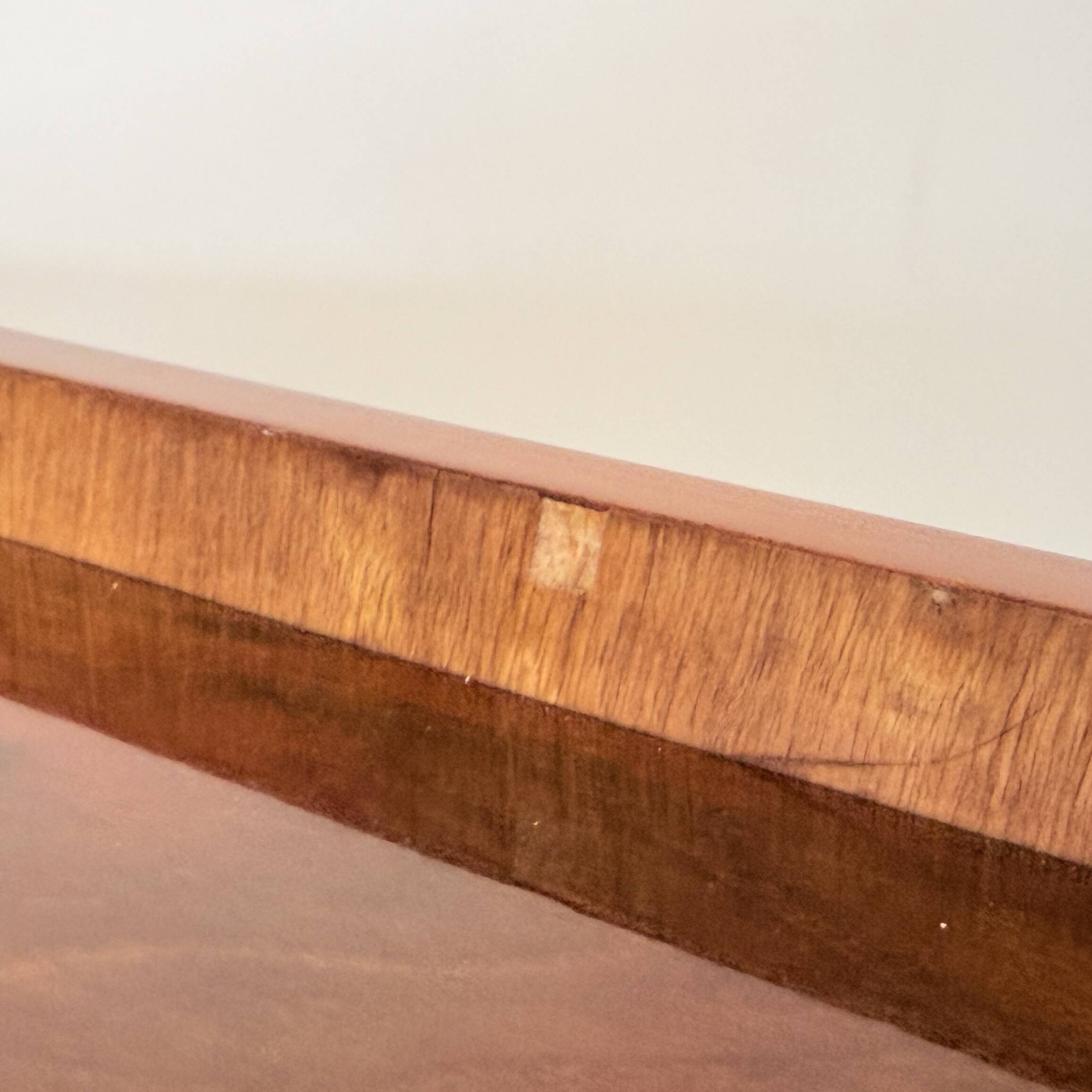 Playful high-gloss highboard with display cabinet