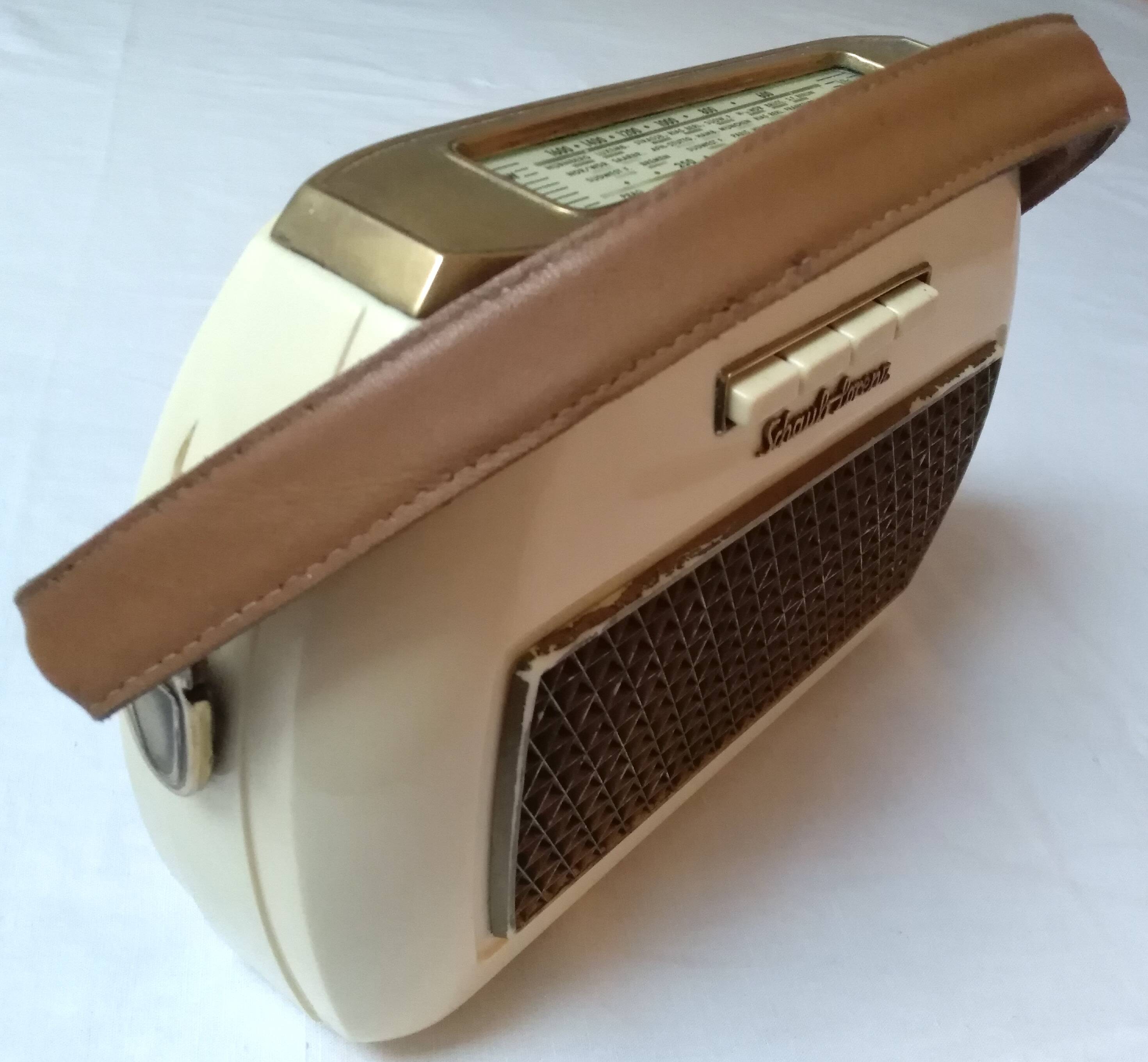 Portable radio schaub lorenz 1959