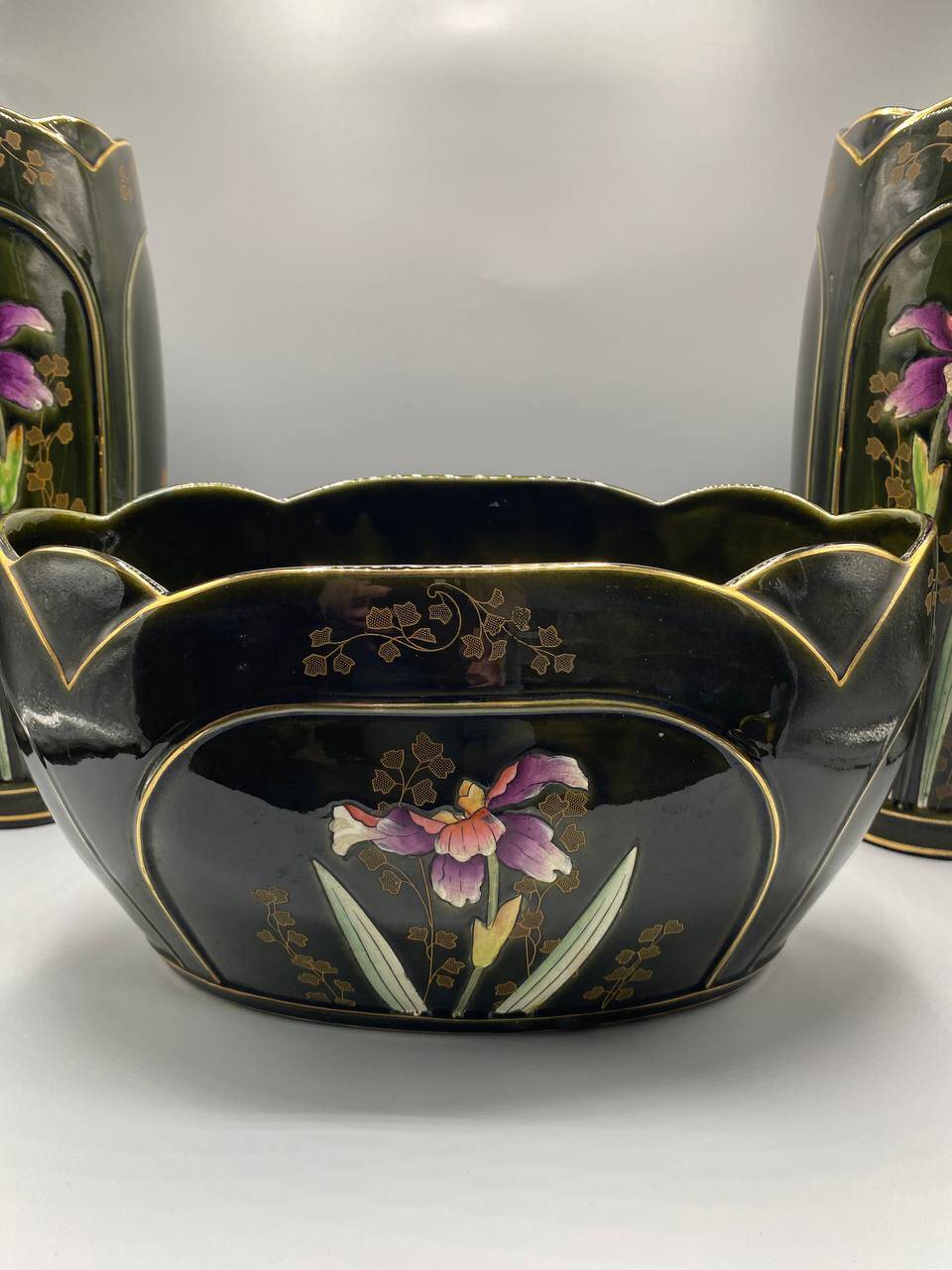 Rare Art Nouveau Ensemble circa 1900 – Glazed ceramic with iris decoration – Trio