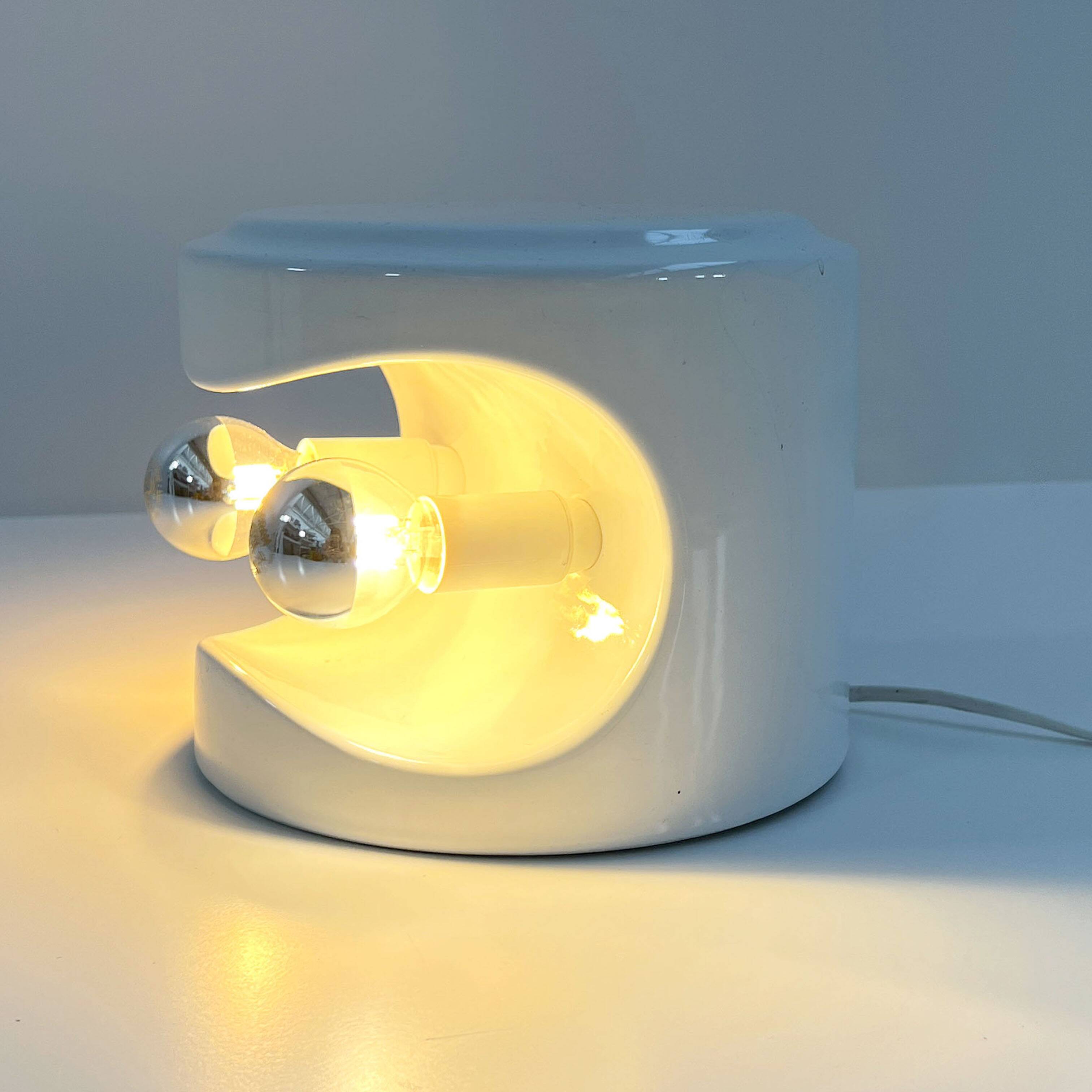 Pair of white ceramic table lamps by Perdomello, 1970.