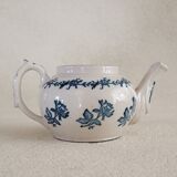 Teapot in stoneware of Saint-Uze