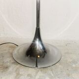 Lamppost "eye ball" foot tulip