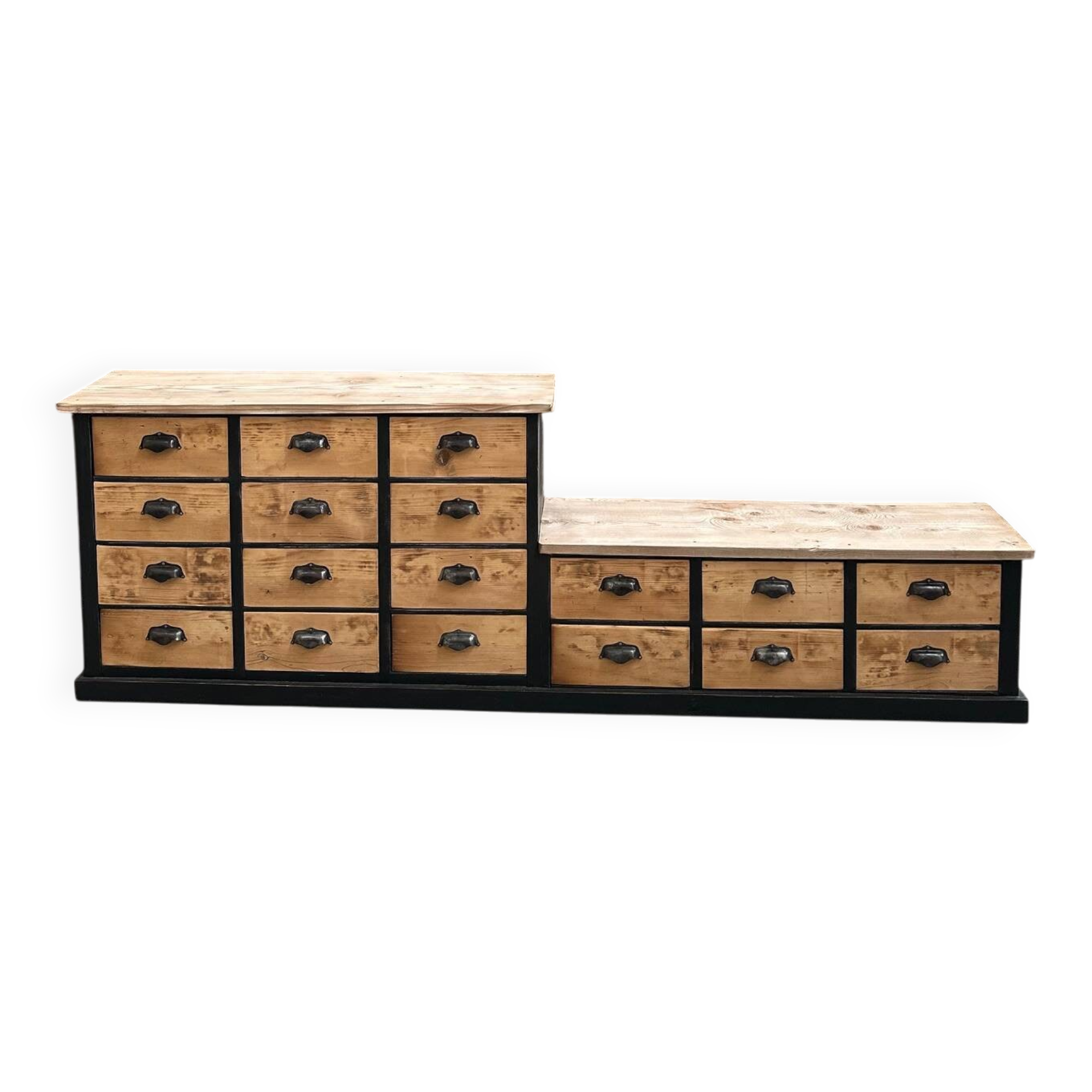 Meuble de métier asymétrique