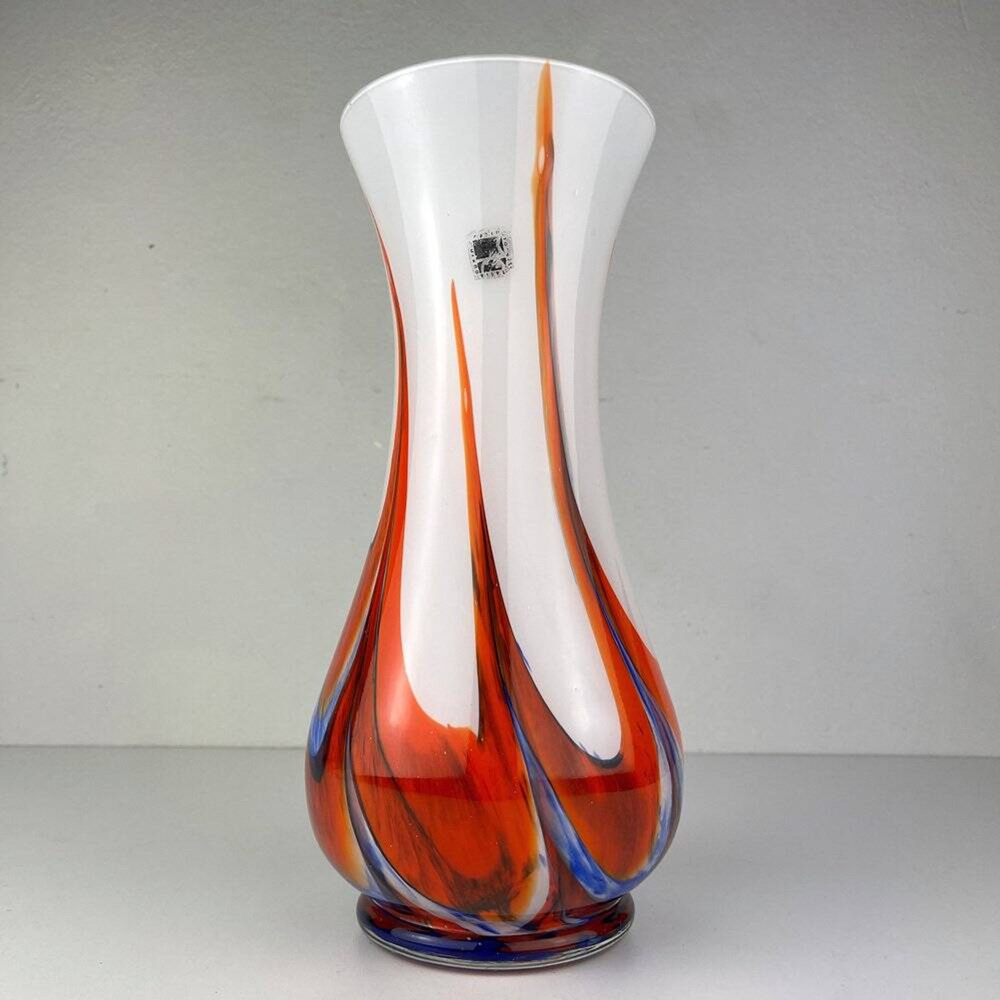 Hand-cut Murano glass vase by Carlo Moretti, Italy, 1970s.