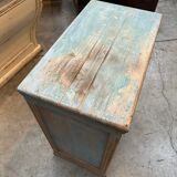 Small workshop furniture from the early 20th century.