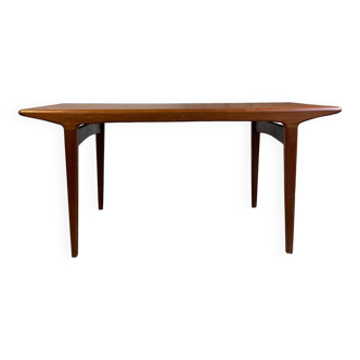 Table à manger en teck par Johannes Andersen, Danemark, années 1960