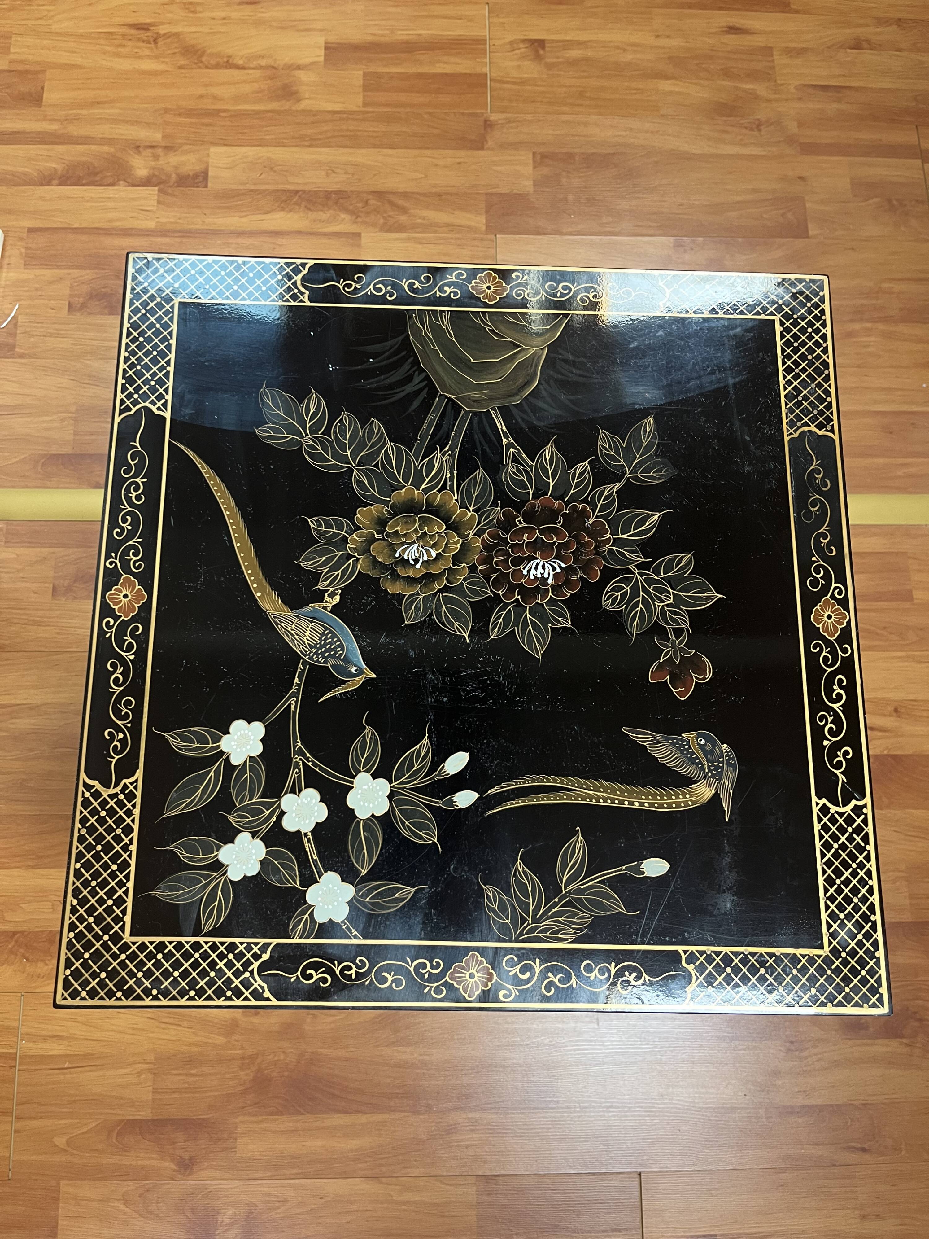 Lacquered wooden console