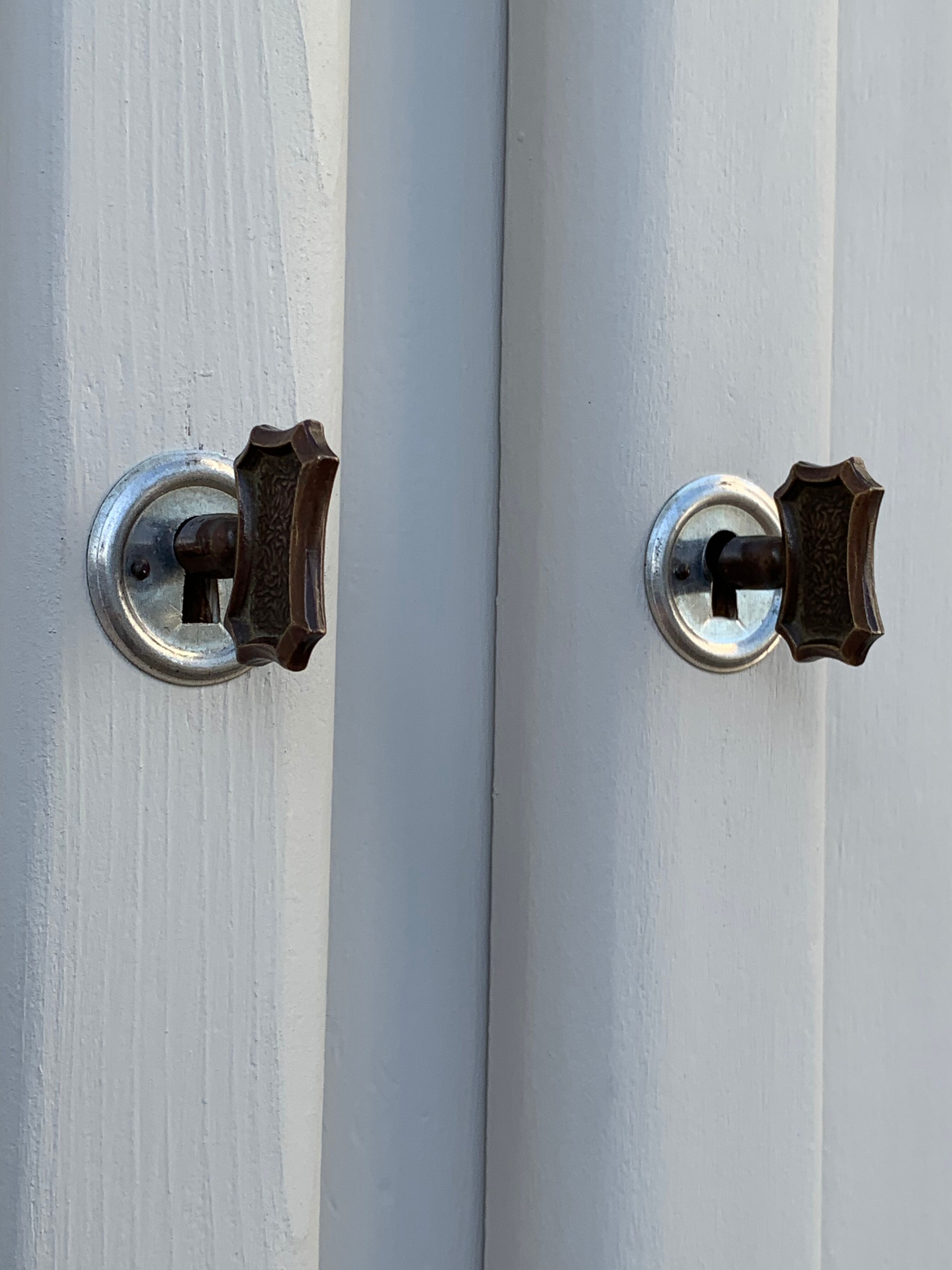 Asymmetrical Parisian wardrobe 1940