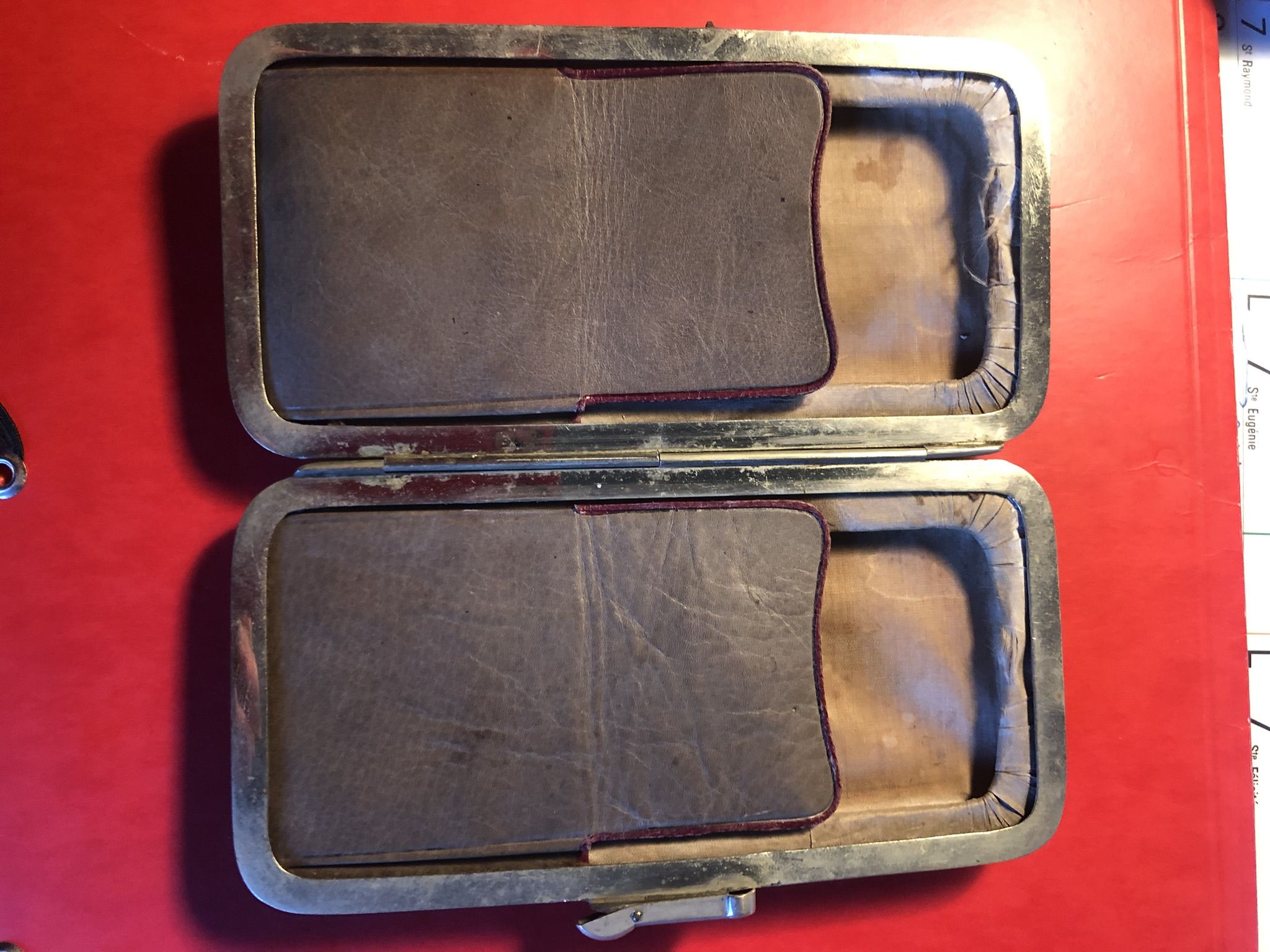 Etui à cigarettes