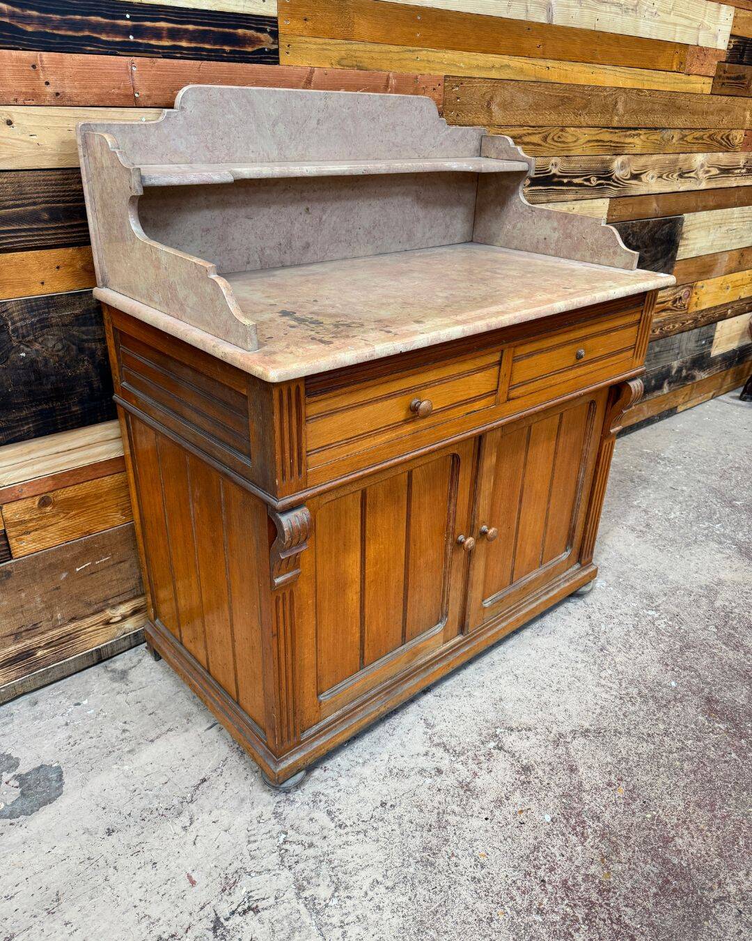 Commode de toilette ancienne