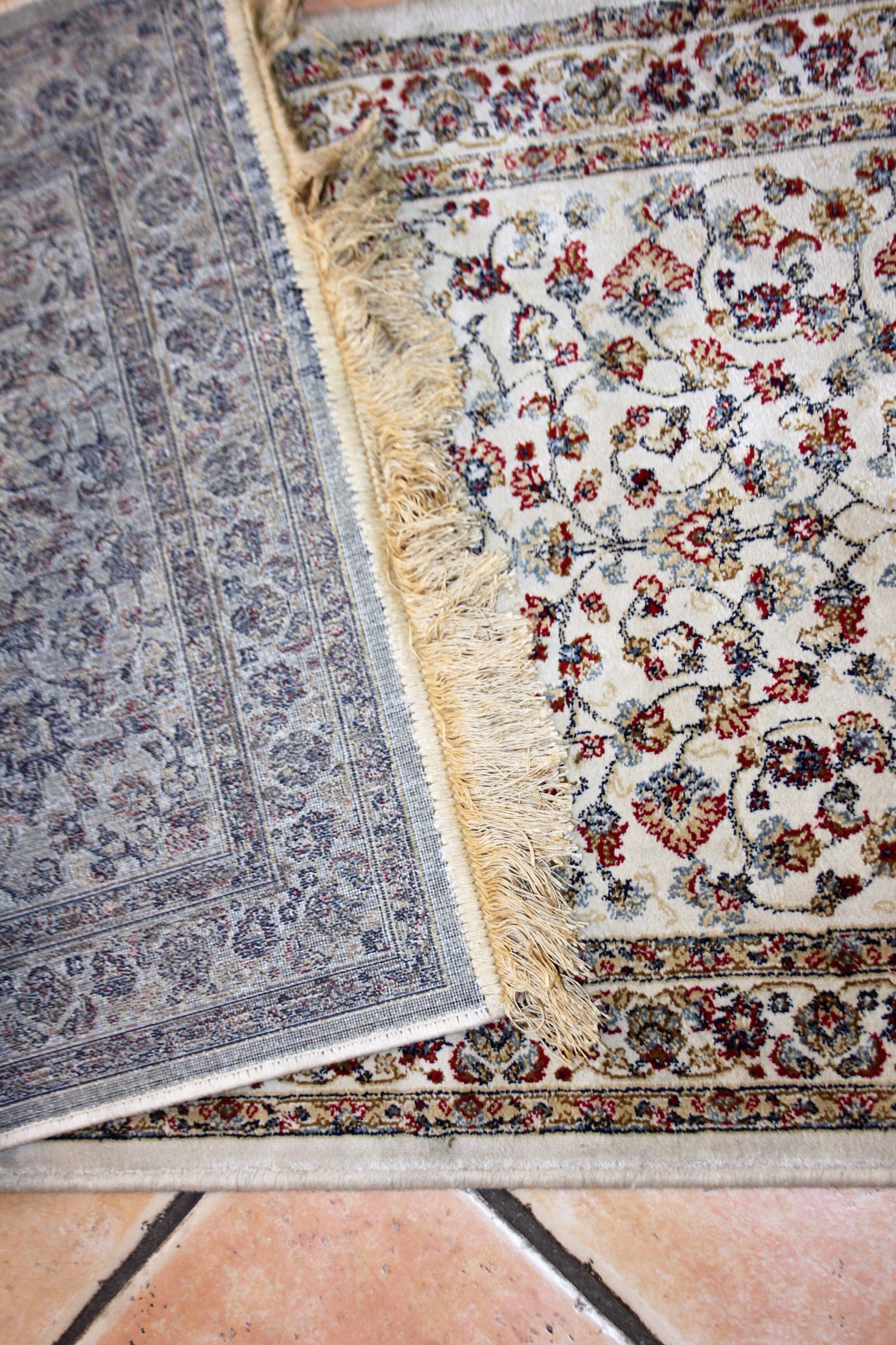 Old Kashmir rug. silk. 150 x 68 cm.