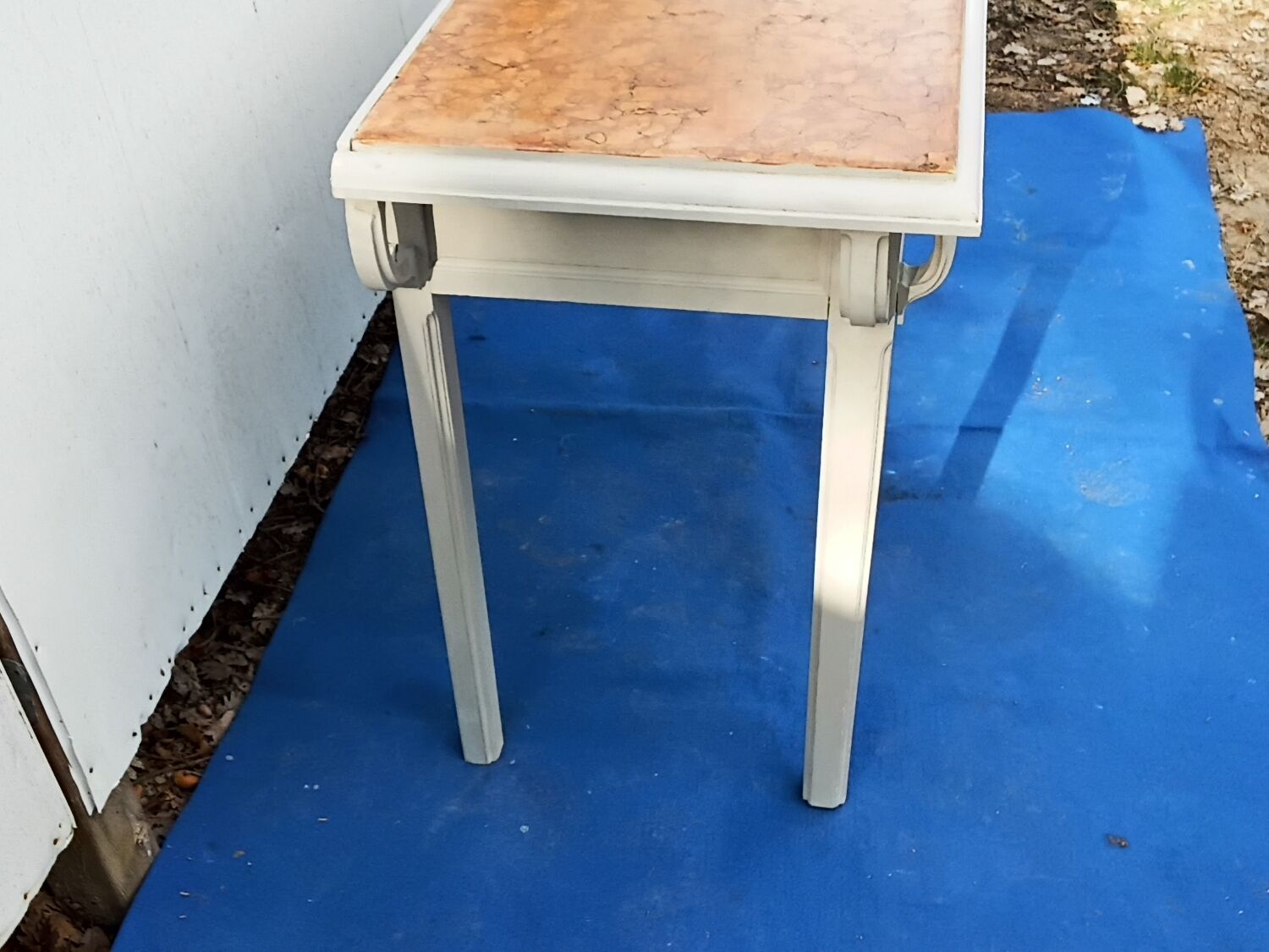 Grey vintage console