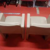SUPERB PAIR OF POLTRONA FRAU LEATHER ARMCHAIRS MODEL THF CREAM COLOR