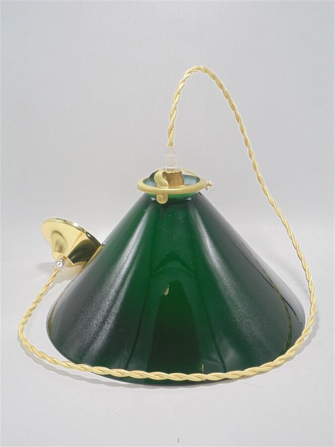 Suspension conique en opaline verte