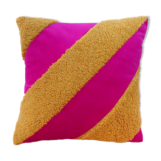 Coussin à rayures bouclette