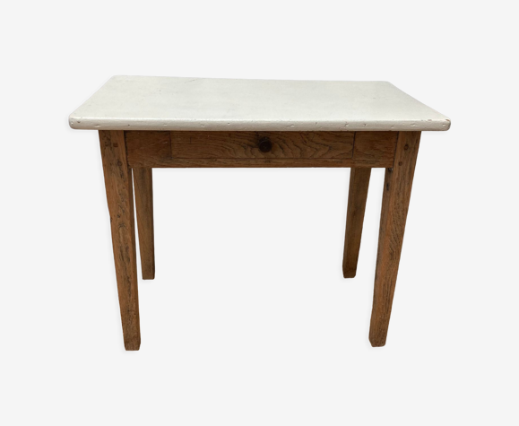 Table d’enfant
