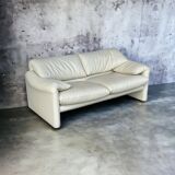Maralunga White Leather Sofa By Vico Magistretti For Cassina, 1970s No. 2
