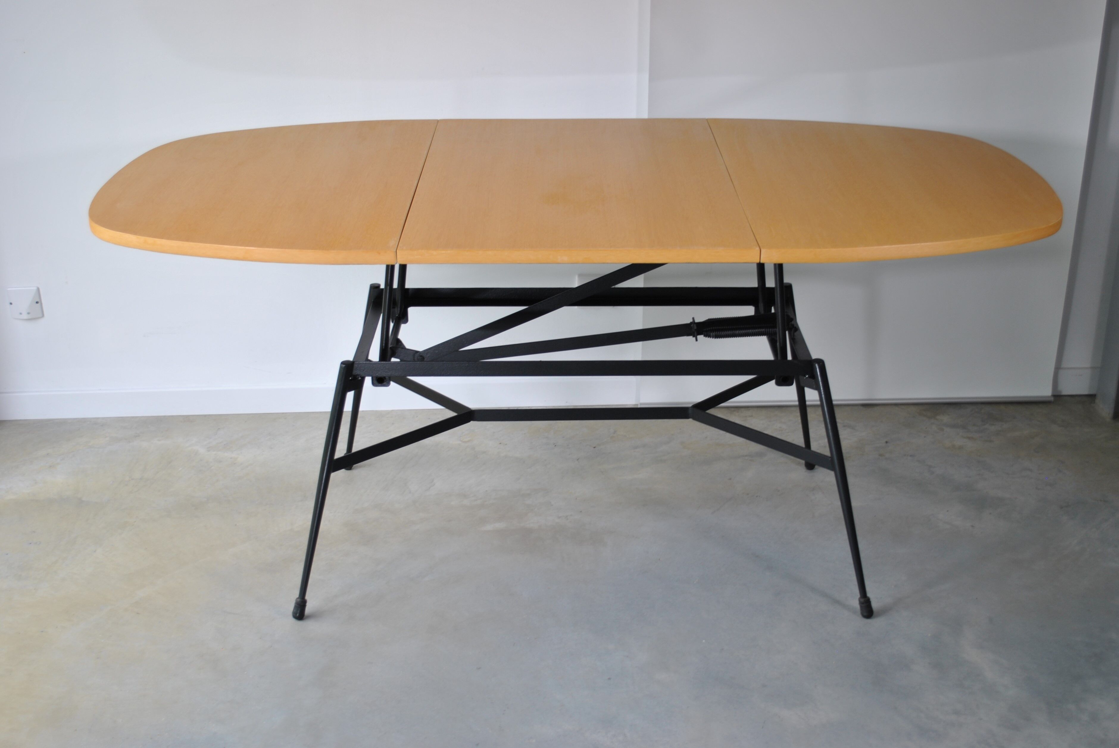 Liftable coffee table Smorrebrod 1960 in Teak