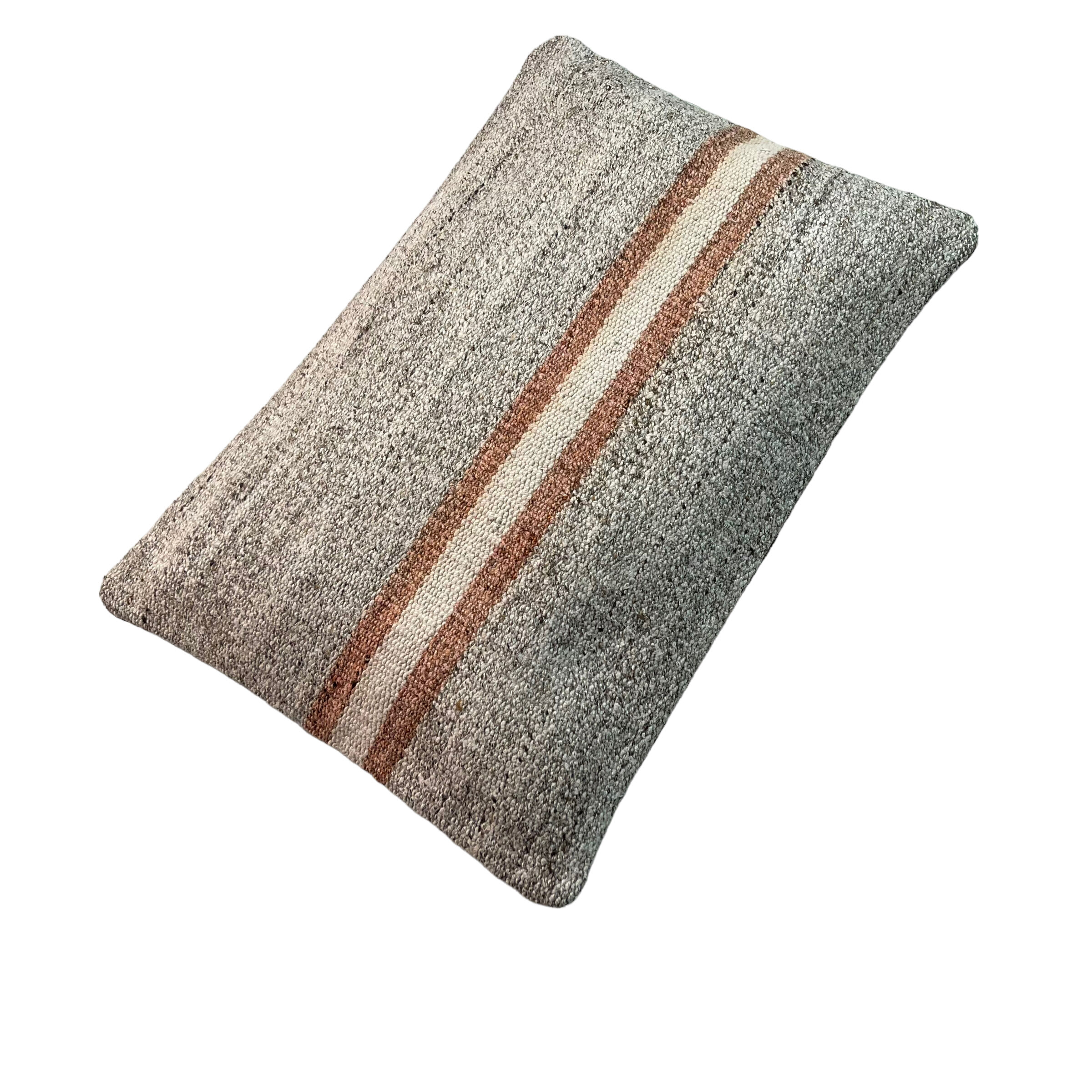 Vintage turkish kilim cushion cover