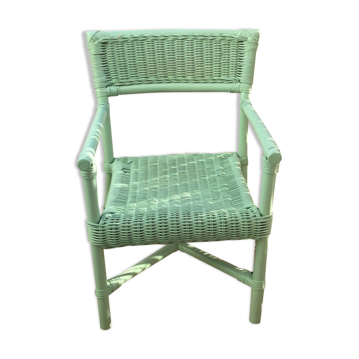 Wicker children's armchair