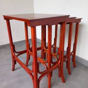 Ensemble de trois tables Pologne Cracovie années 1930