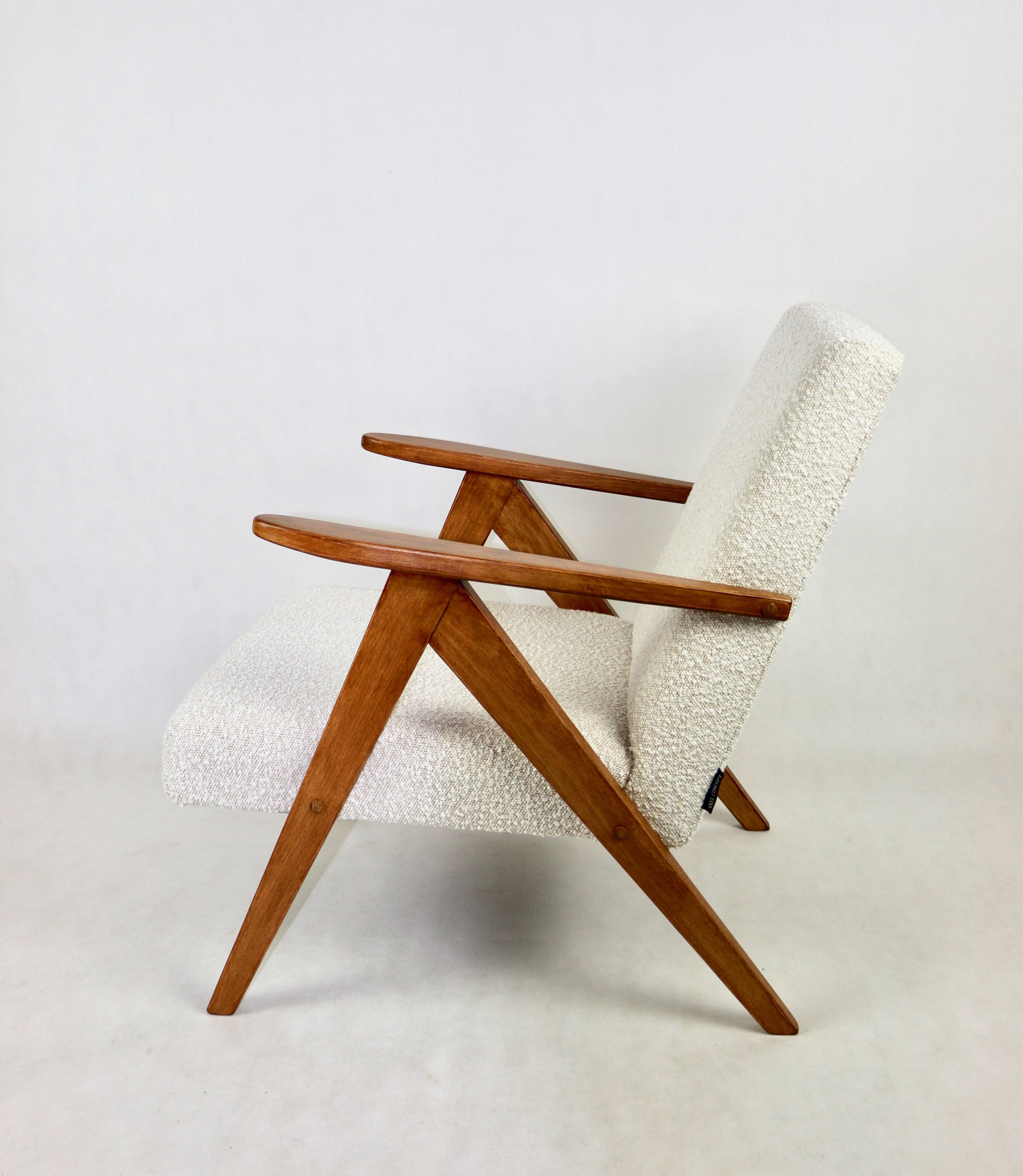 Vintage Ivory White Boucle Model B-310 Armchair, 1970s