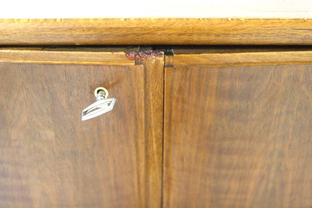 Enfilade scandinave en noyer, Möbelfabrik Linen, Horda, Suède, 1960