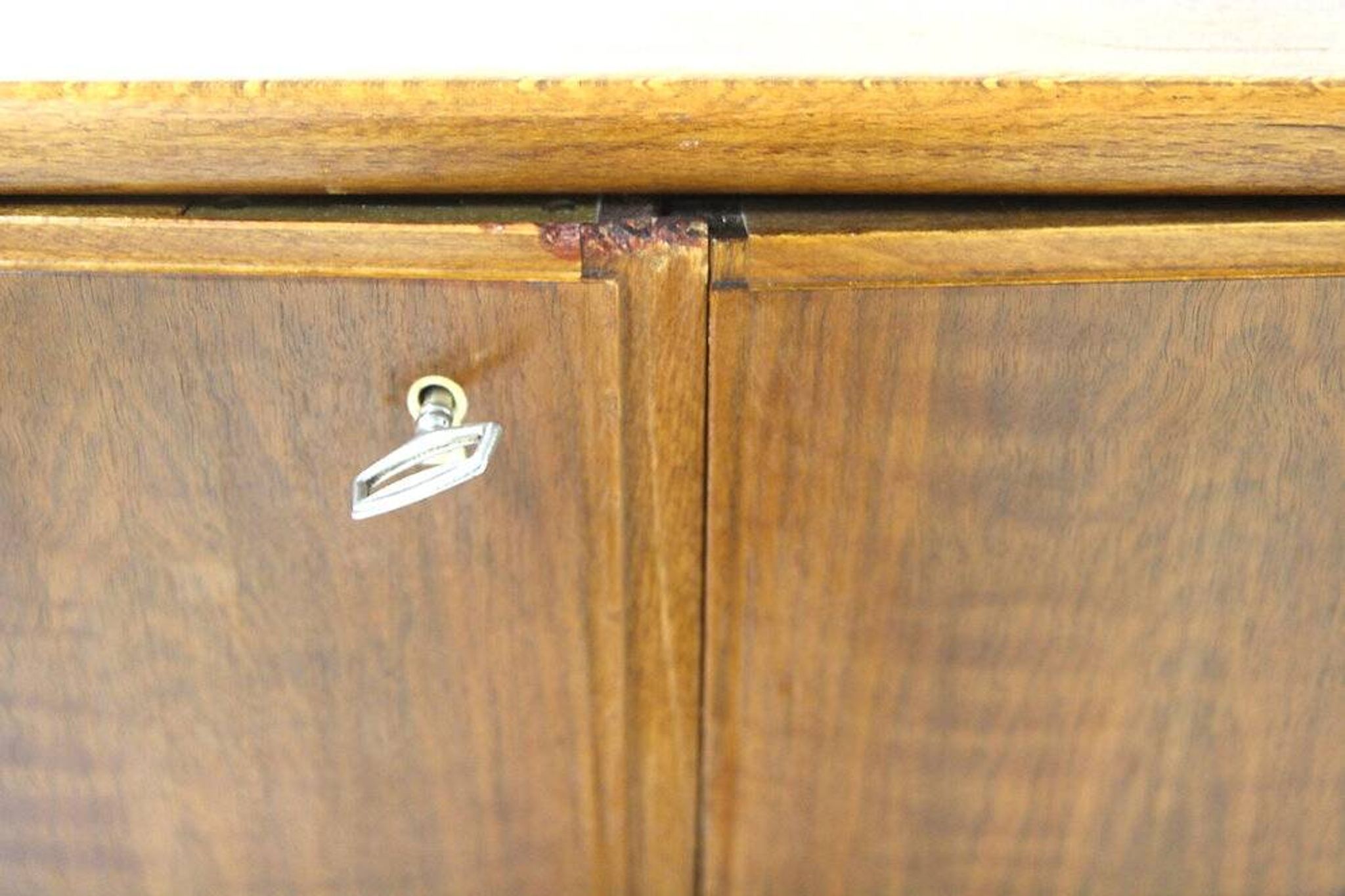 Scandinavian walnut sideboard, Möbelfabrik Linen, Horda, Sweden, 1960