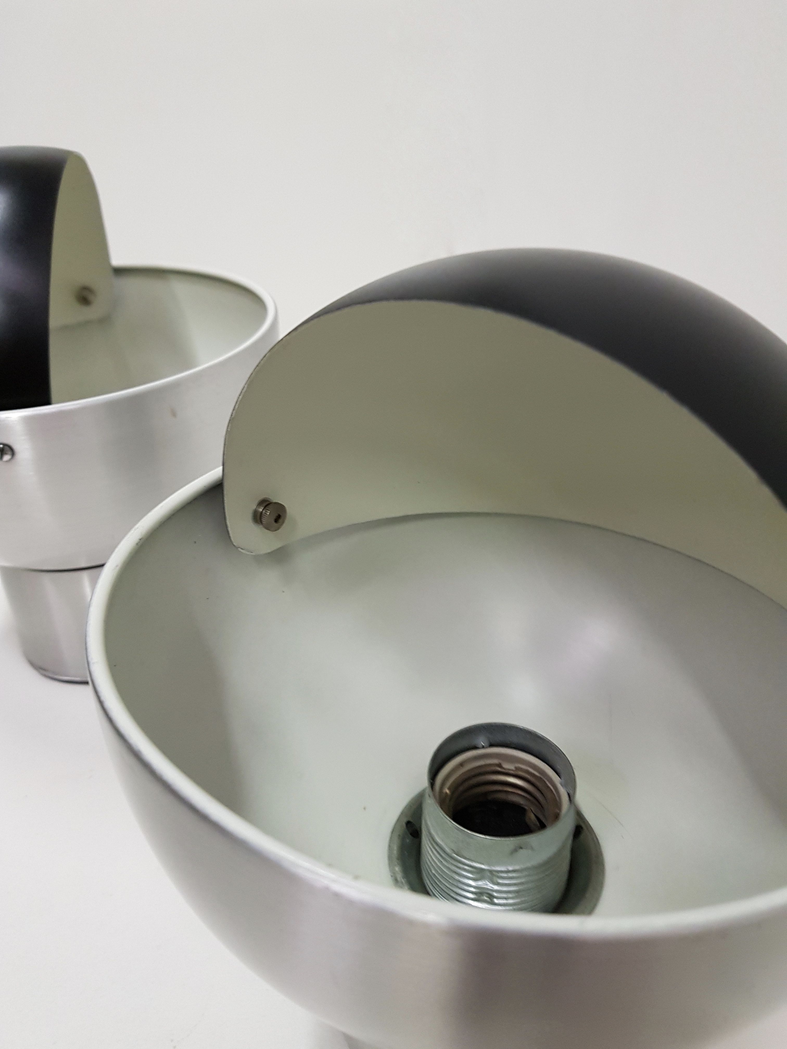 Pair of wall light WL1105 Radboud van Beekum edition Raak 1970s