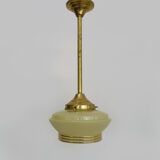 Suspension globe jaune granité, liseré doré abat jour ancien art déco. Année 50