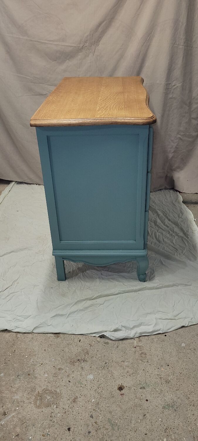 Louis xv style chest of drawers