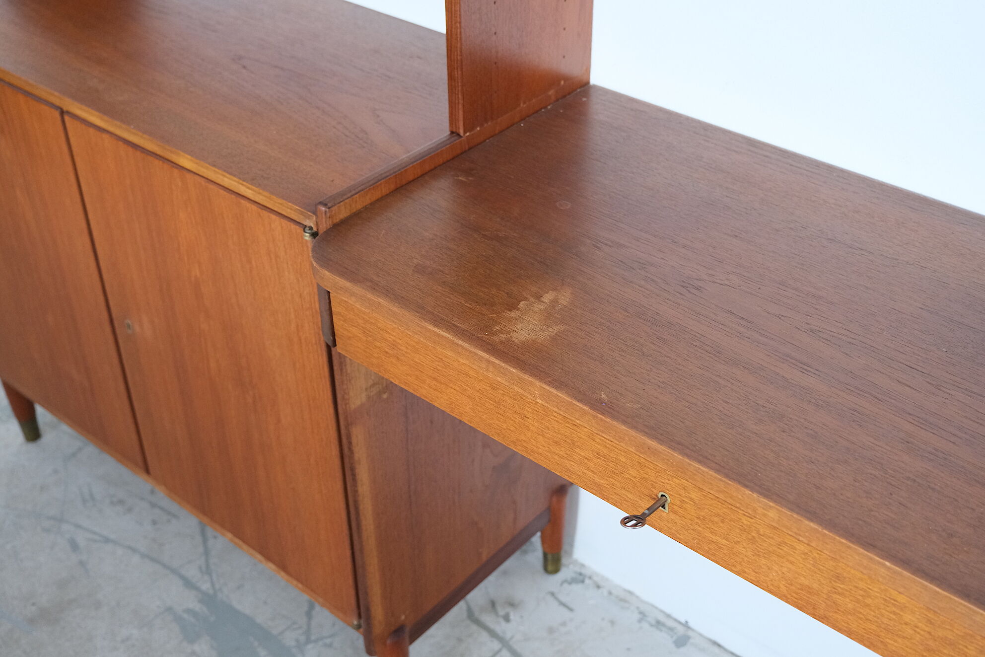 Norwegian Mid Century Modular Standing Shelf, 1960's