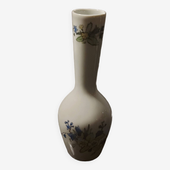 Vase soliflore en porcelaine signé