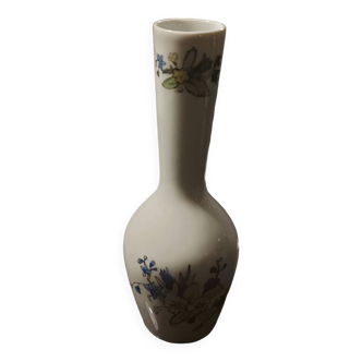 Vase soliflore en porcelaine signé