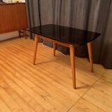 Type 1326 table designed by Stanisław Lejkowskie and Wacław Leśniewski, Poland, 1962