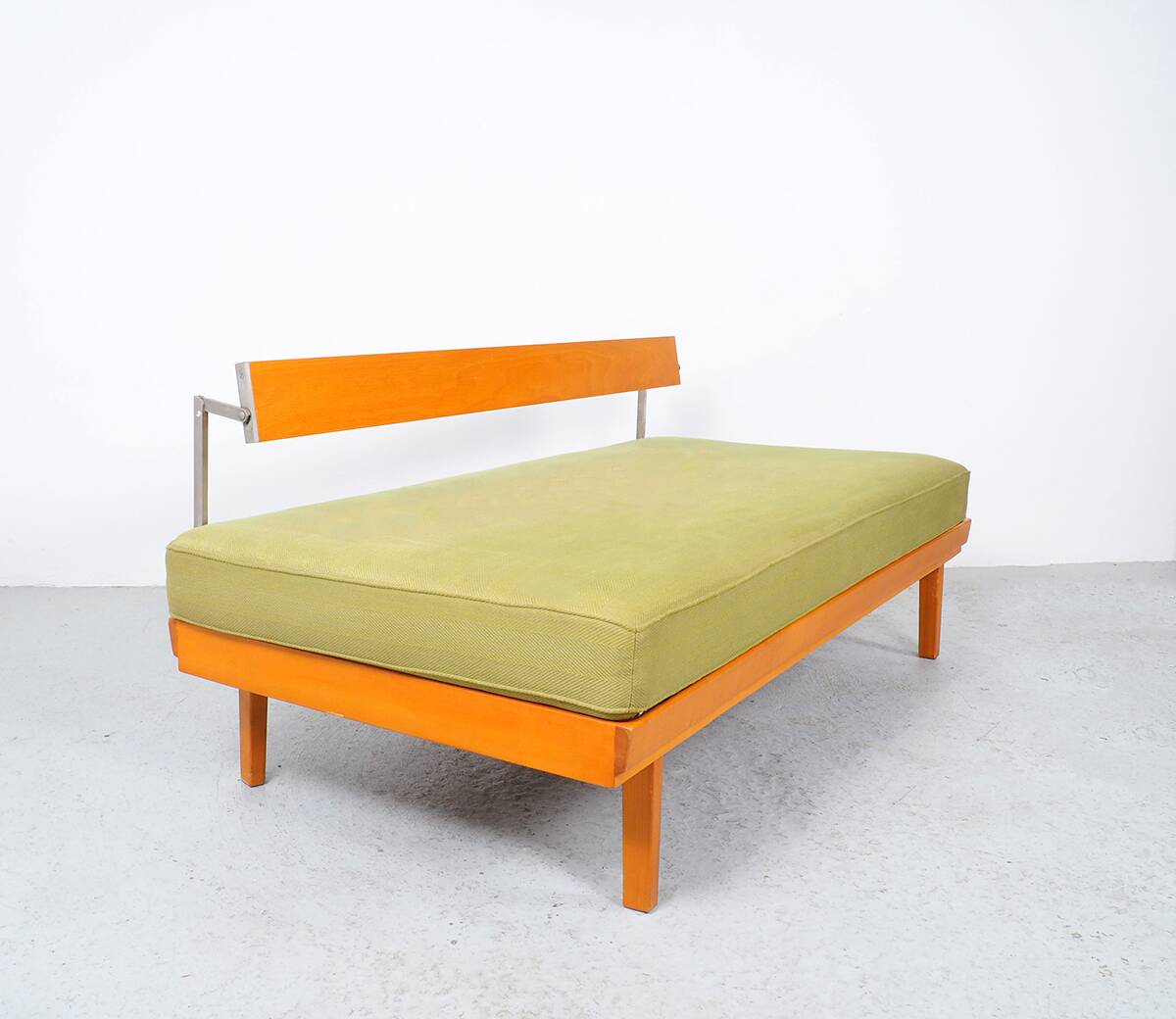 Antimott Cherry Daybed by Wilhelm Knoll, 1960s