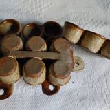 4 anciens  poêlons à escargots  en grés à 6 godets total de 24 godets