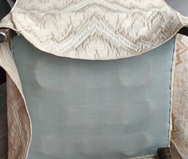 Ancien fauteuil crapaud bergère