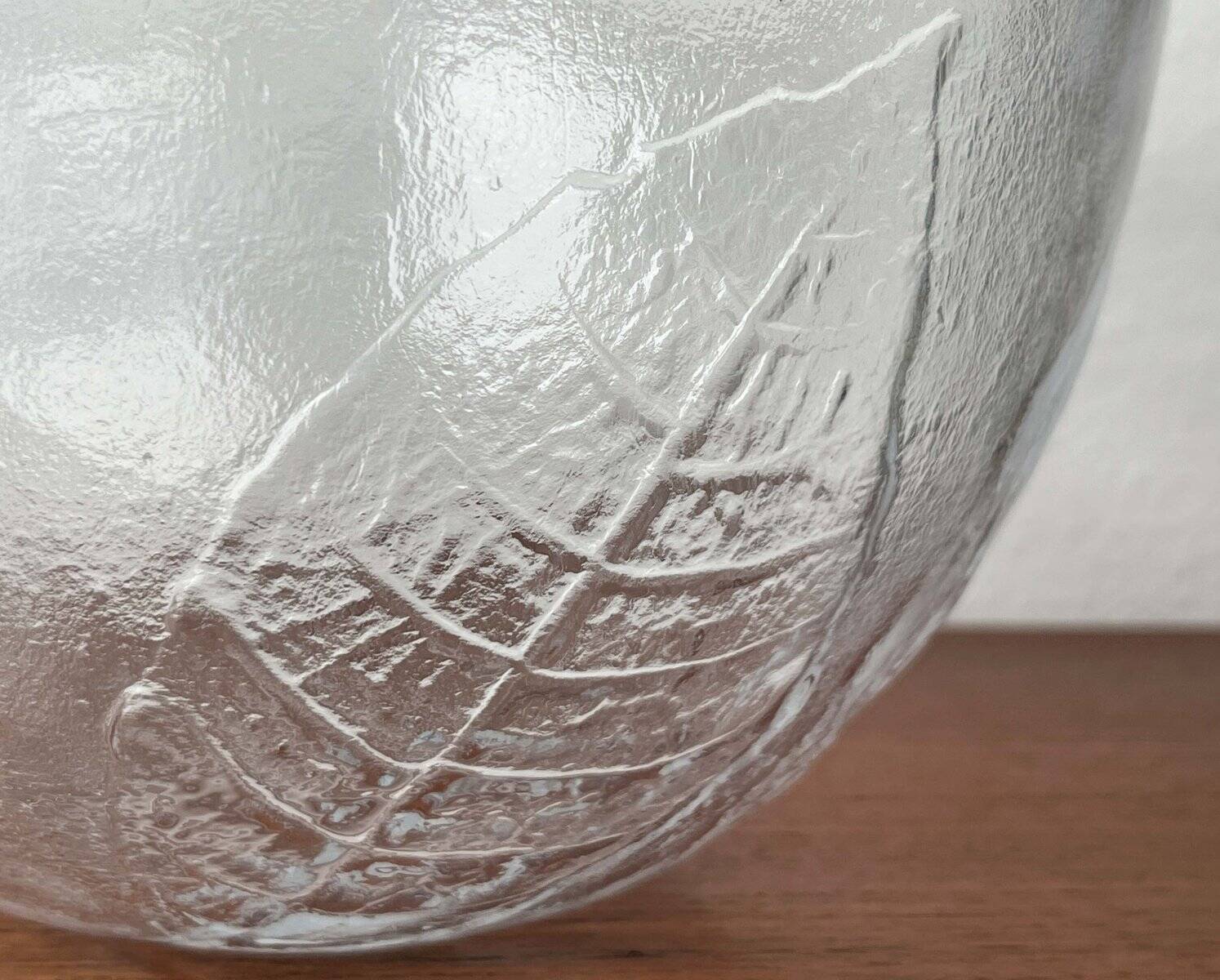 Large vintage Swedish glass bowl with floral decoration by Ann Wärff for Kosta Boda, 1970s.