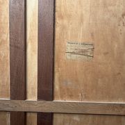 Armoire parisienne vitrée grise de la Samaritaine 1960
