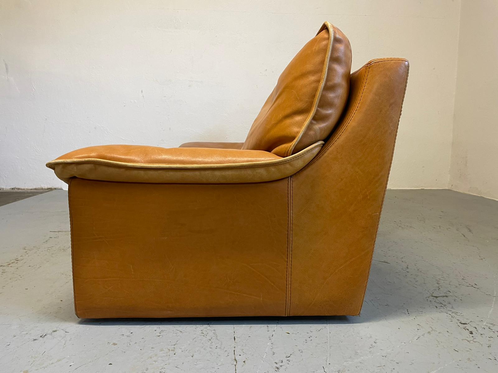 Canapé en cuir marron Roche Bobois